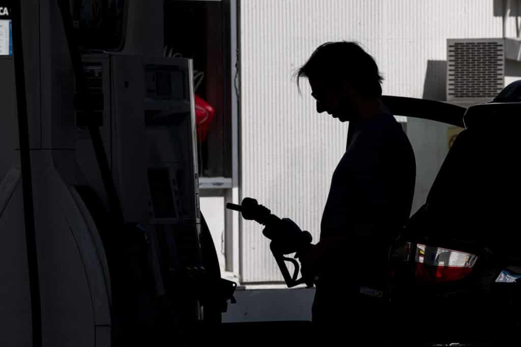 L'essence fait grimper les prix à la consommation aux États-Unis ; l'inflation a probablement atteint un sommet