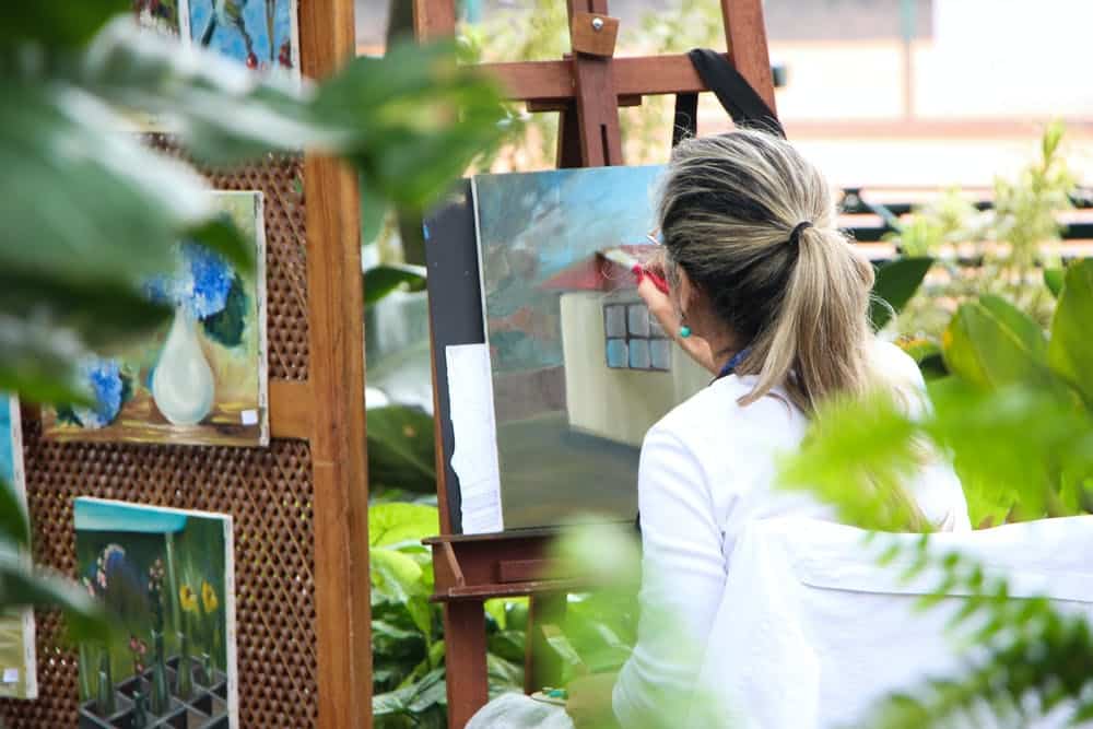 Comment vendre de l'art en ligne : liste de contrôle en 8 étapes pour 2023
