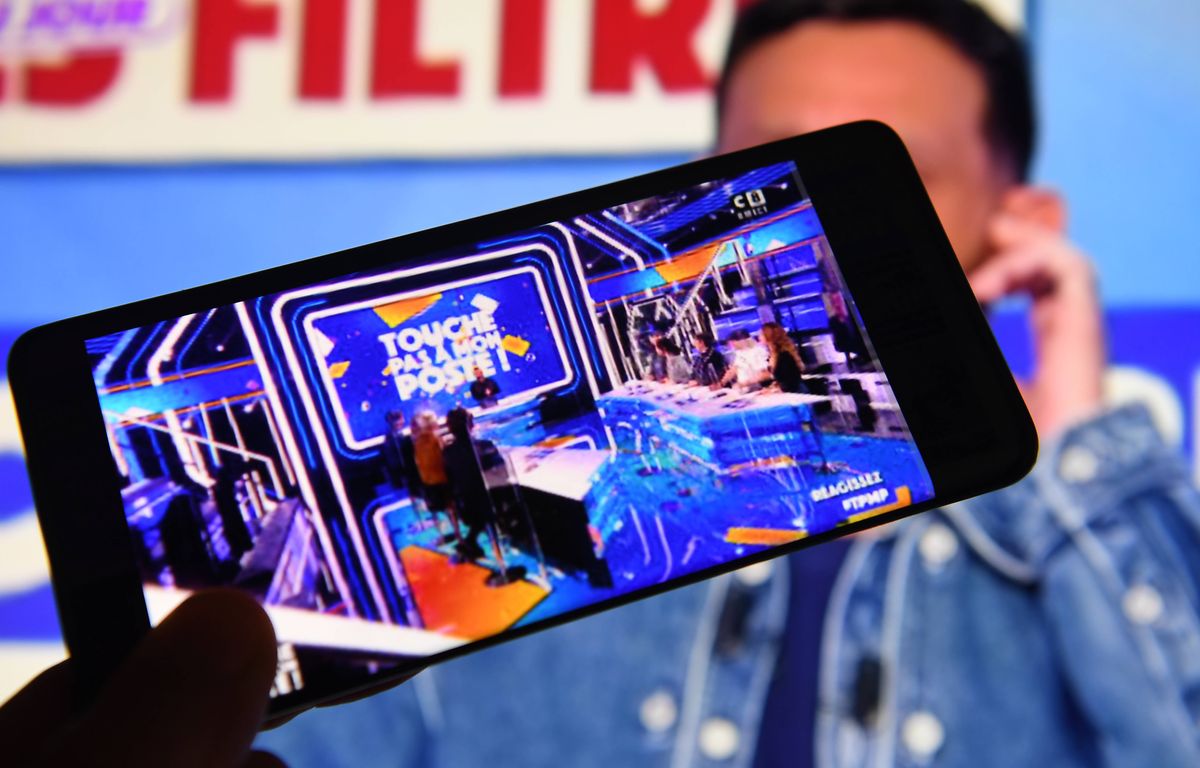 C8 écope d'une nouvelle amende de 500 000 euros en raison de l'émission de Cyril Hanouna