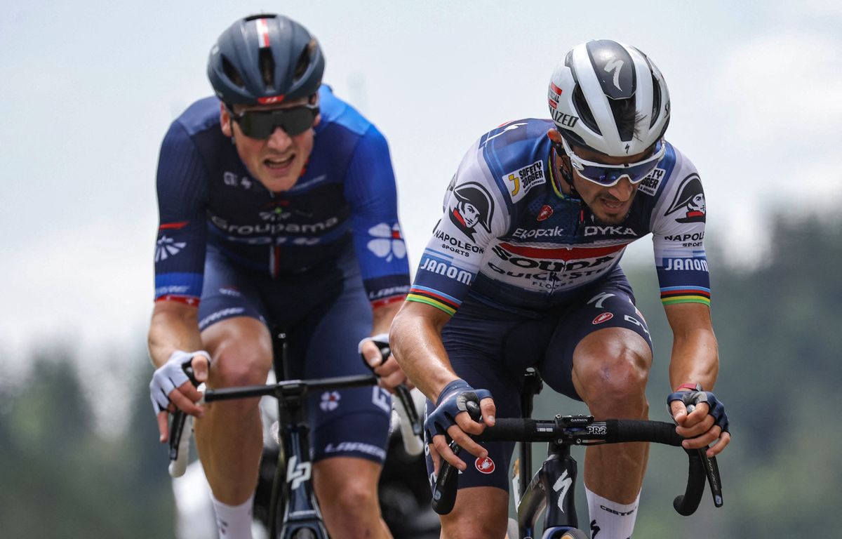 Une aventure royale avec Alaphilippe et Barguil bien engagée... Accompagnez-nous lors de la 19e étape