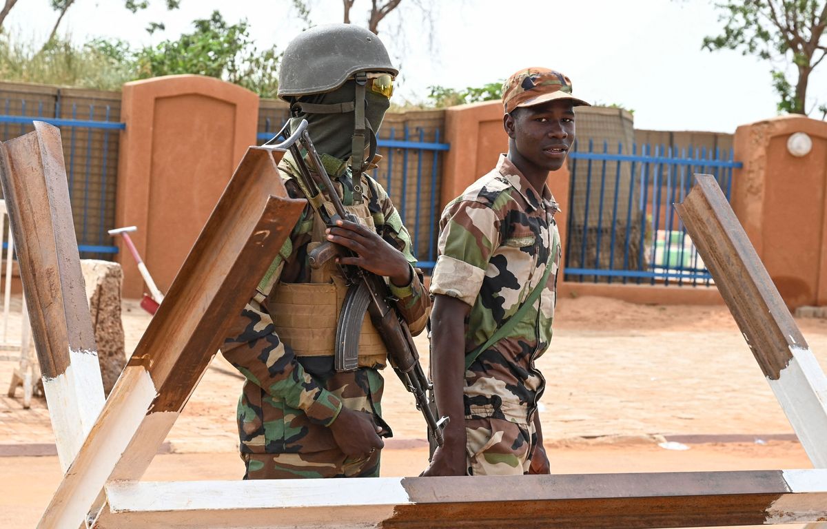 Sept militaires tués dans une embuscade présumée de djihadistes