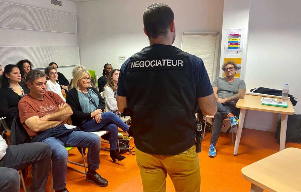 Formation en négociation pour les agents du département pour lutter contre l'incivilité et les agressions