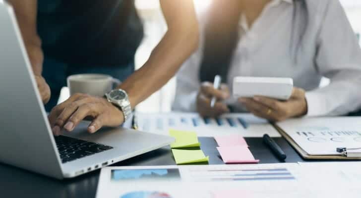 Puis-je m'organiser pour réduire mes obligations fiscales ?