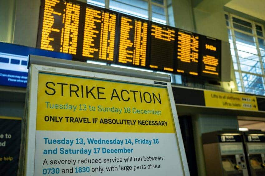 Les conducteurs de trains votent pour continuer les grèves