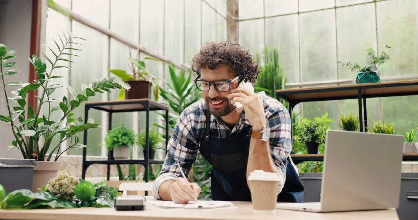 Comment les entrepreneurs peuvent améliorer la communication avec les clients