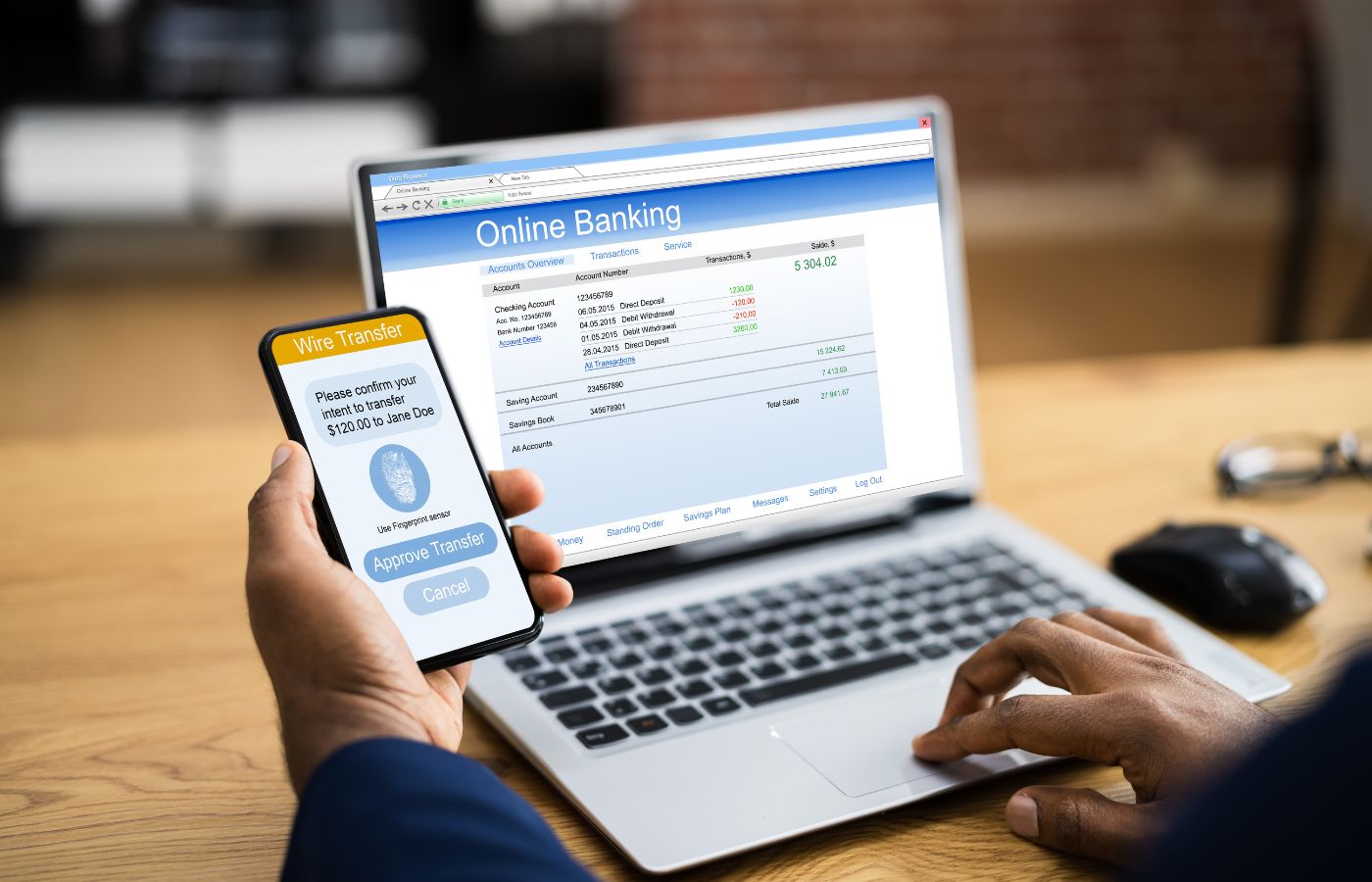 PME/TPE : pourquoi choisir une banque en ligne pour son compte pro