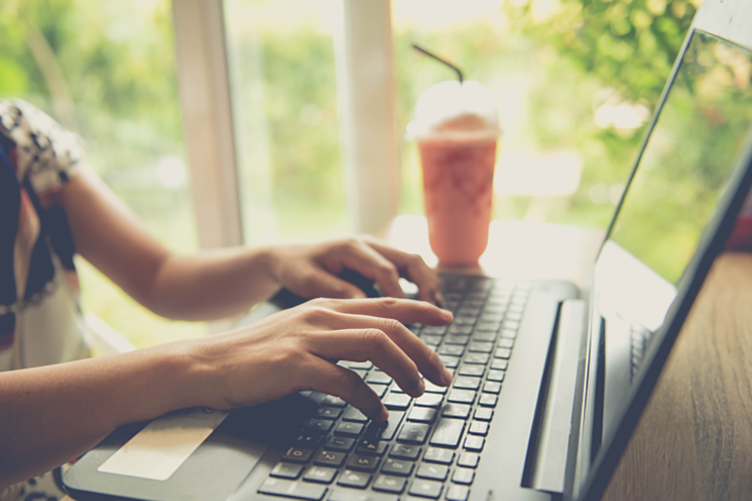 Travail de chez soi : comment rester frais devant l’écran toute la journée ? 4